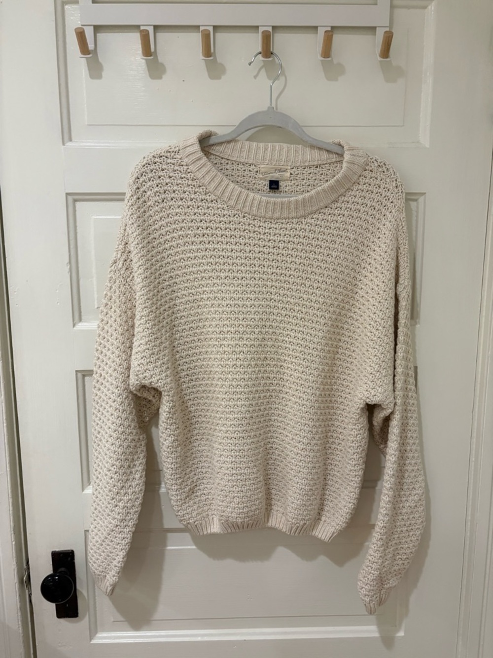 Universal Thread Cream Crewneck Textured Knit Sweater